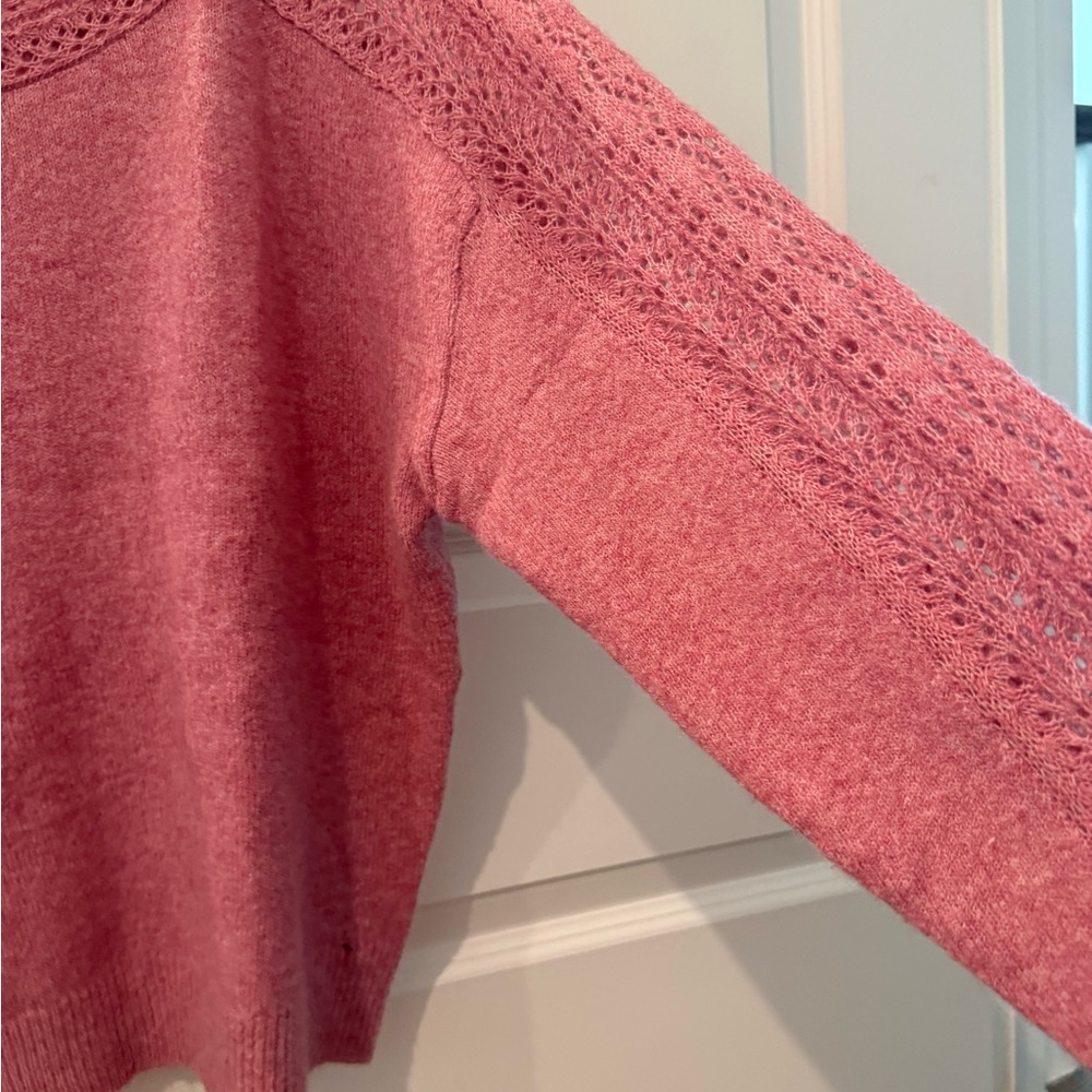 American Eagle XS sweater NWT - Picture 2 of 4